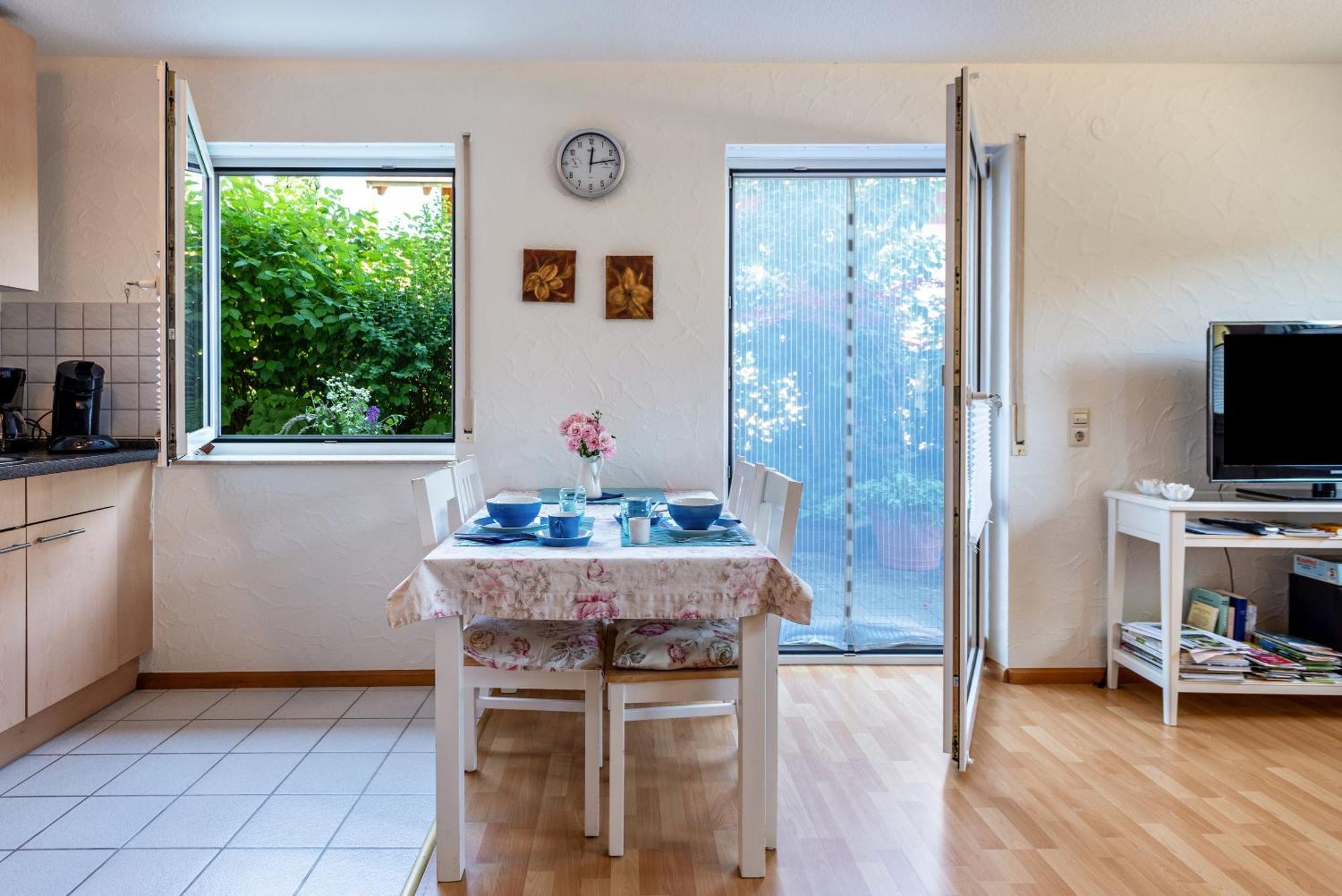 Fewo Im Lenzengarten Apartment Sulzburg Luaran gambar